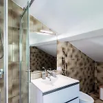 Apartment Wisteria On *