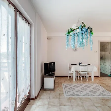 شقة Wisteria On كومو