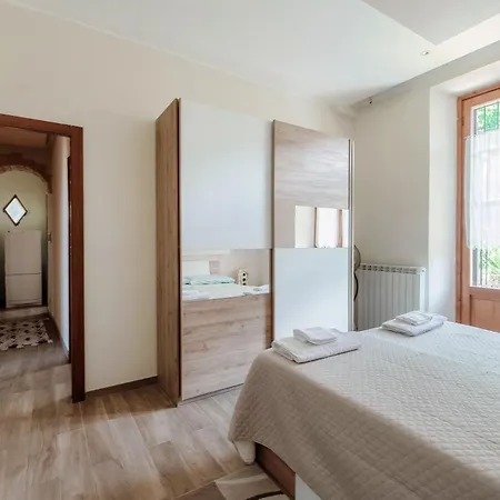 Wisteria On * Комо